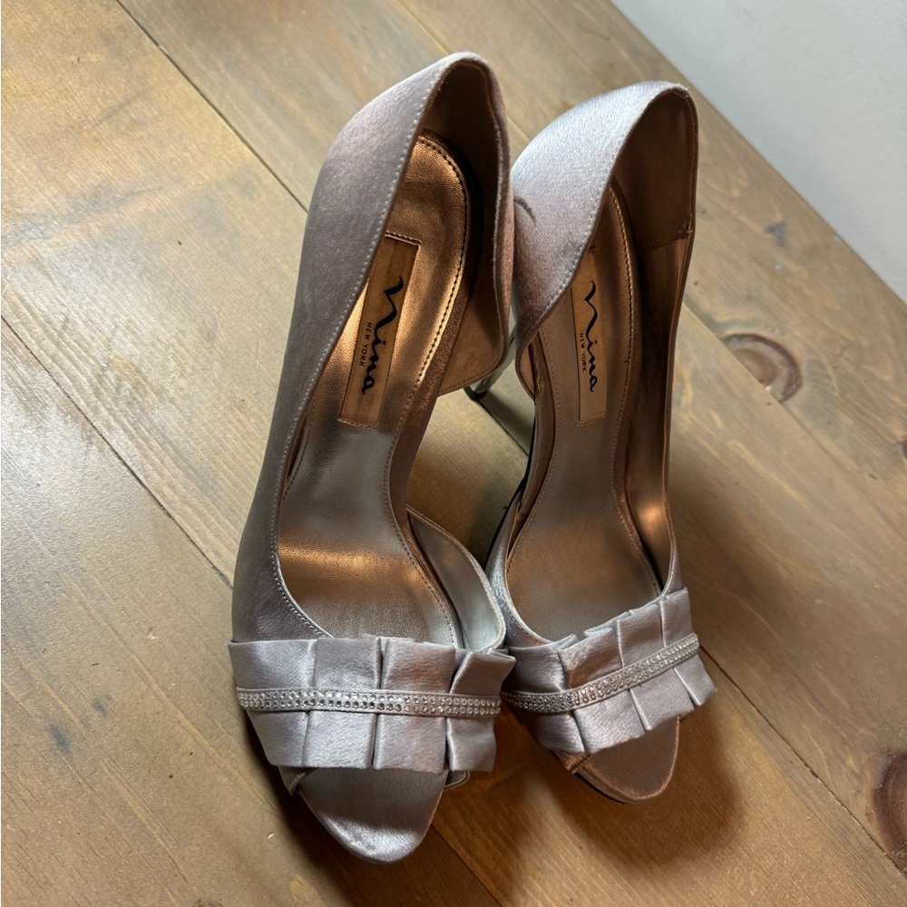 Nina Women's Silver Peep-Toe Heels